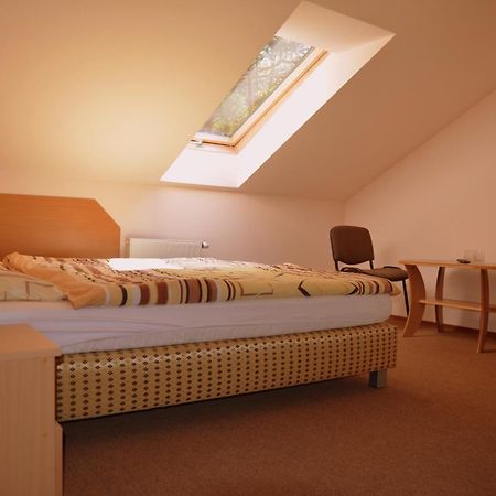 Bed and Breakfast Lesny Zakatek Smardzewice Esterno foto