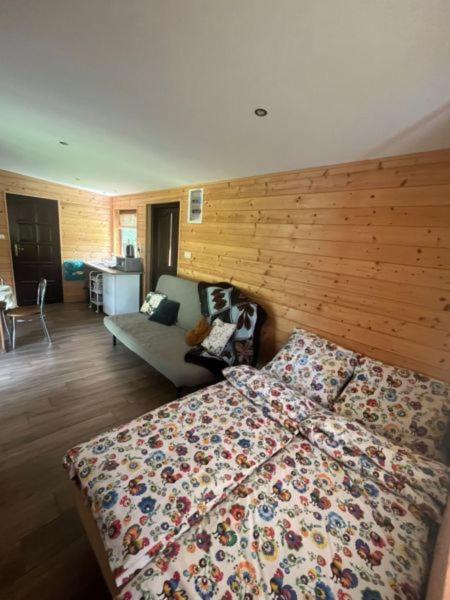 Bed and Breakfast Lesny Zakatek Smardzewice Esterno foto