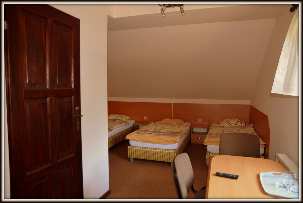 Bed and Breakfast Lesny Zakatek Smardzewice Esterno foto