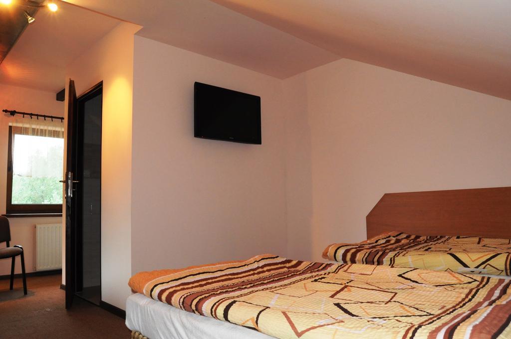 Bed and Breakfast Lesny Zakatek Smardzewice Esterno foto