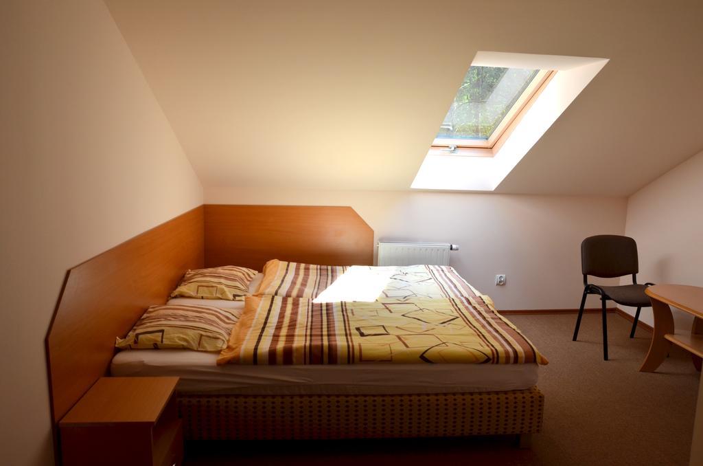 Bed and Breakfast Lesny Zakatek Smardzewice Esterno foto